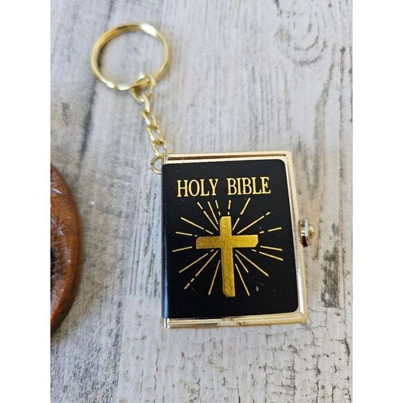 Bible Nativity Mary Joseph Jesus ornament set Xmas tree Bible - Picture 4 of 10